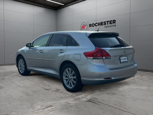 Used 2009 Toyota Venza AWD w/ Comfort Pkg image 3