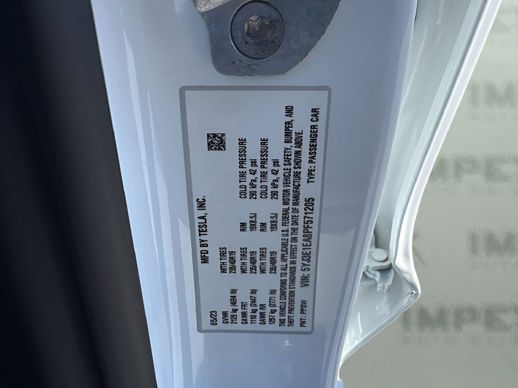 Used 2023 Tesla Model 3 Standard Range RWD image 31