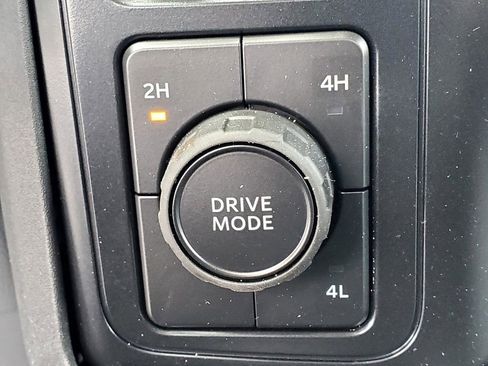 New 2025 Ford F350 XL w/ XL Chrome Package image 19