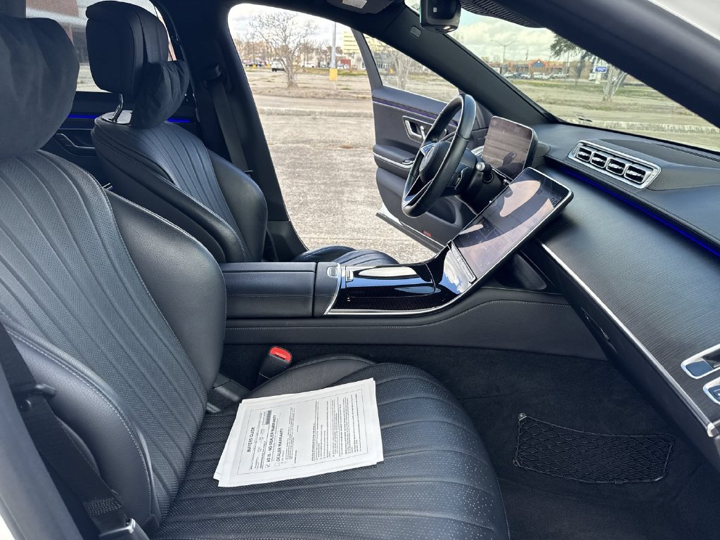 Used 2023 Mercedes-Benz S 500 4MATIC w/ AMG Line image 31