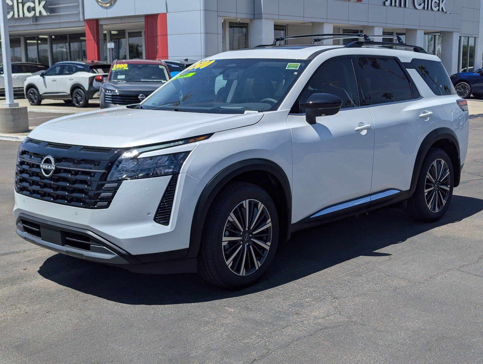 New 2026 Nissan Pathfinder Platinum w/ Accent Package FWD image 5