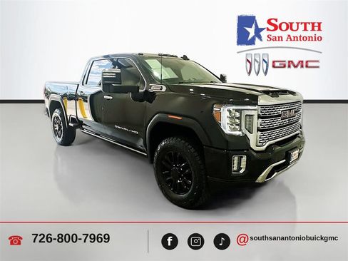 Used 2021 GMC Sierra 2500 Denali w/ Denali Black Diamond Edition AWD/4WD image 1