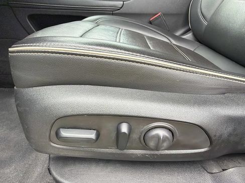 Used 2023 GMC Acadia Denali FWD image 23