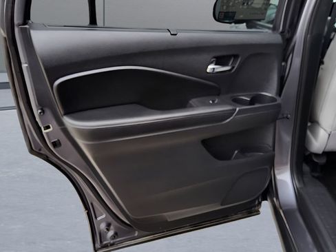 Used 2019 Honda Passport Touring image 31
