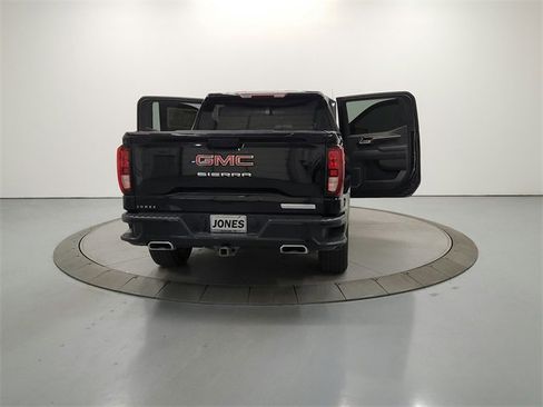 Used 2023 GMC Sierra 1500 Elevation image 14