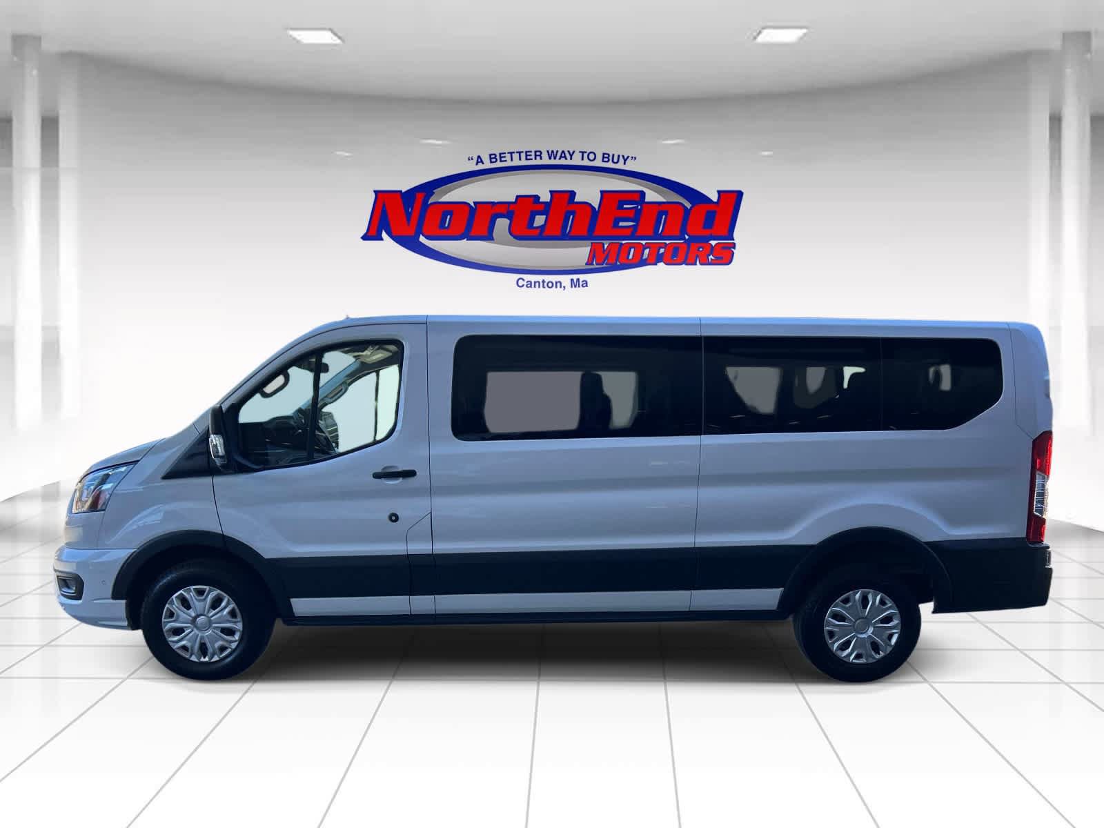 Used 2023 Ford Transit 350 XLT RWD image 6