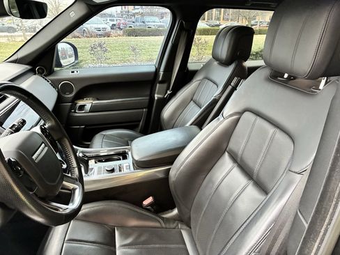 Used 2020 Land Rover Range Rover Sport HSE image 8