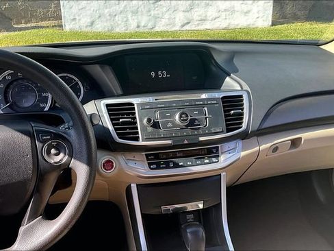 Used 2013 Honda Accord EX image 6