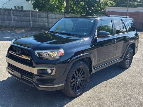 Used 2019 Toyota 4Runner Limited AWD/4WD image 2