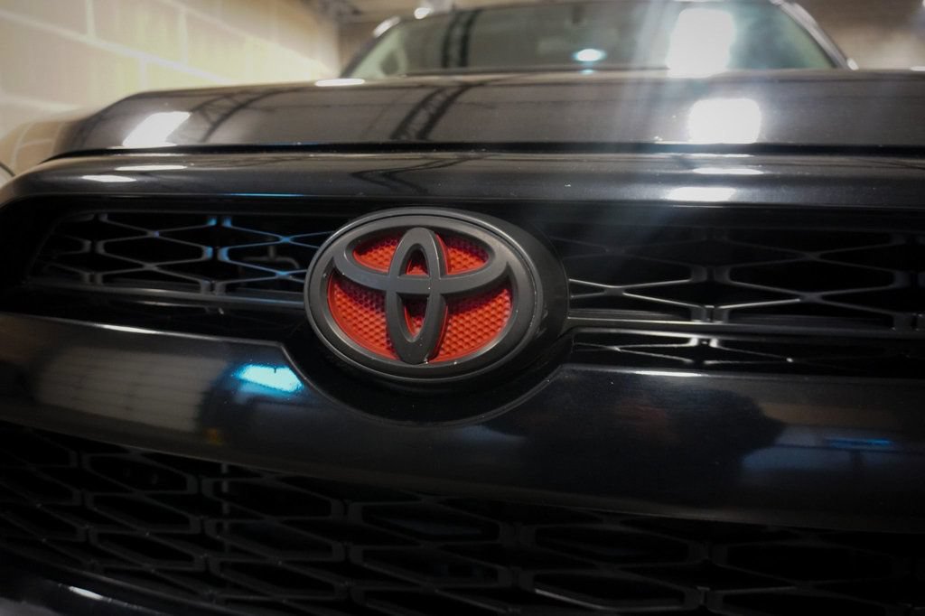 Used 2016 Toyota 4Runner Trail AWD/4WD image 6