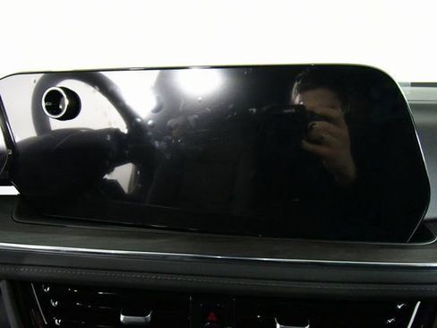 New 2026 Chevrolet Suburban LT w/ Comfort Package image 4