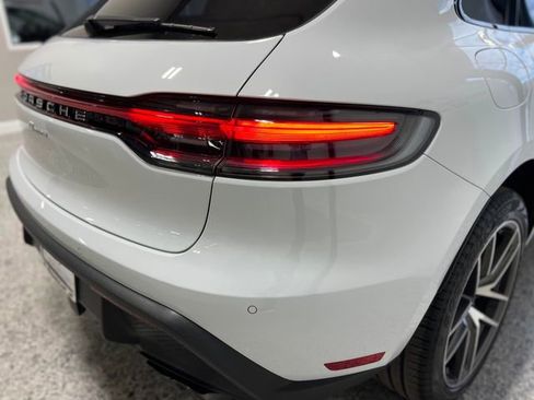 Used 2023 Porsche Macan Turbo image 45