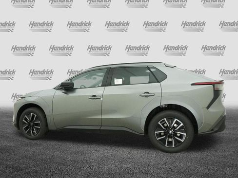 Used 2026 Toyota bZ FWD image 21