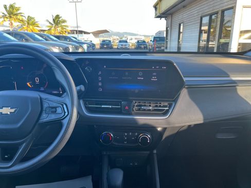 Used 2025 Chevrolet TrailBlazer LT image 17