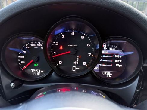 Used 2017 Porsche Macan AWD/4WD image 10