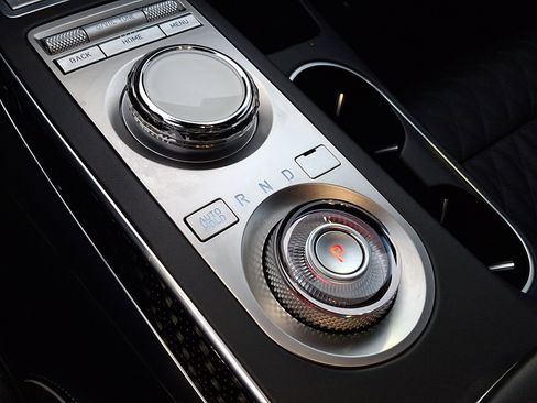 Certified 2024 Genesis GV70 3.5T Sport w/ Sport Prestige Package image 22