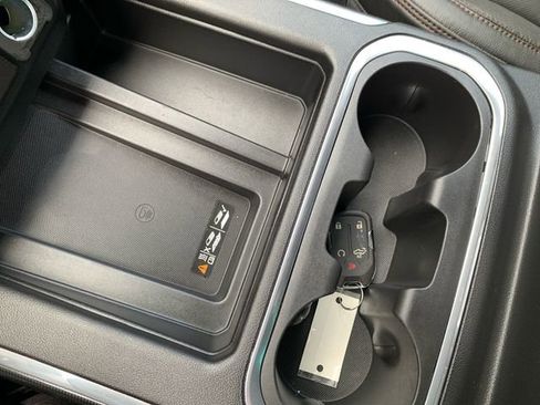 Used 2020 GMC Sierra 1500 AT4 image 39