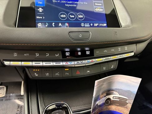 Used 2021 Cadillac XT4 Sport image 21