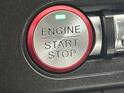 Used 2019 Ford Mustang GT image 43