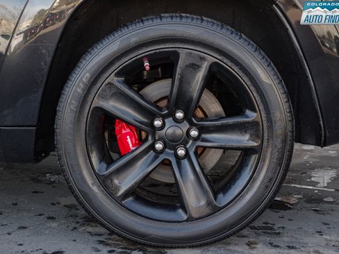 Used 2012 Jeep Grand Cherokee SRT8 w/ Luxury Group II image 26