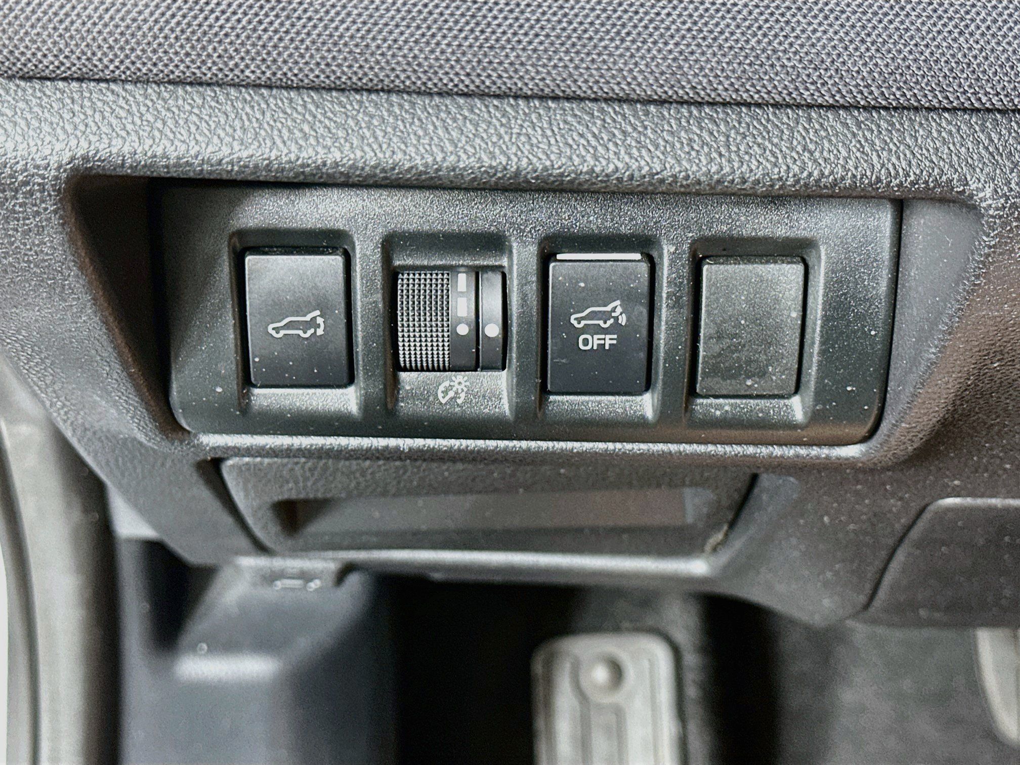 Used 2022 Subaru Outback Premium AWD/4WD image 17