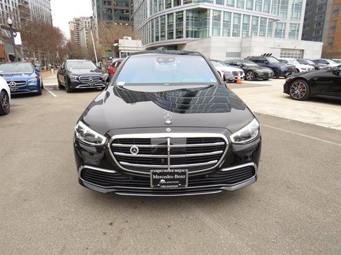 Used 2024 Mercedes-Benz S 580 4MATIC Sedan image 6
