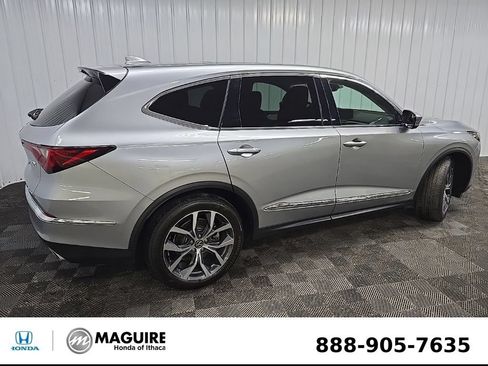 Used 2023 Acura MDX SH-AWD w/ Technology Package image 3