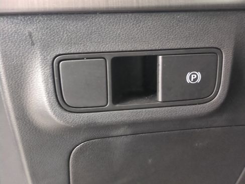 Used 2025 Hyundai Kona SEL image 25