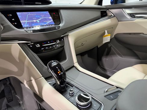 New 2026 Cadillac XT5 Premium Luxury FWD image 28