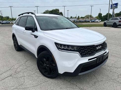Used 2022 Kia Sorento S AWD/4WD image 1