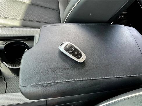Used 2024 Hyundai Palisade SEL FWD image 34
