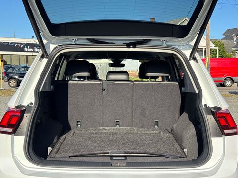 Used 2024 Volkswagen Tiguan Wolfsburg Edition image 14