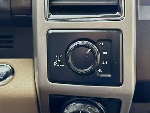 Used 2018 Ford F150 Lariat w/ Equipment Group 502A Luxury AWD/4WD image 40