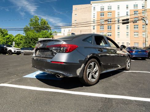 Used 2022 Honda Civic Sport image 3