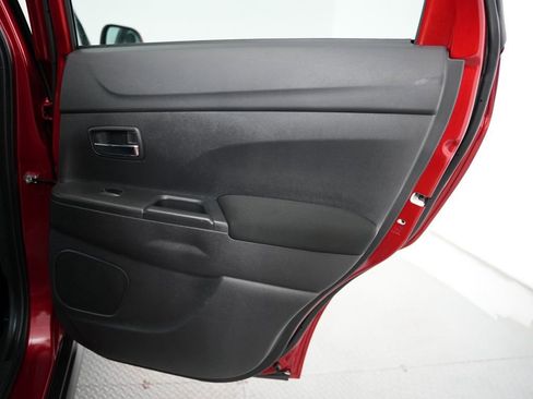 Used 2022 Mitsubishi Outlander Sport LE image 32