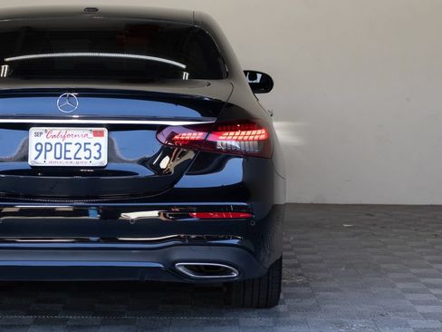 Used 2022 Mercedes-Benz E 350 Sedan image 12