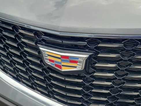 Certified 2023 Cadillac XT4 Luxury w/ Cold Weather Package FWD image 29