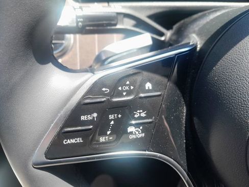 Used 2025 Mercedes-Benz E 450 4MATIC Sedan image 5