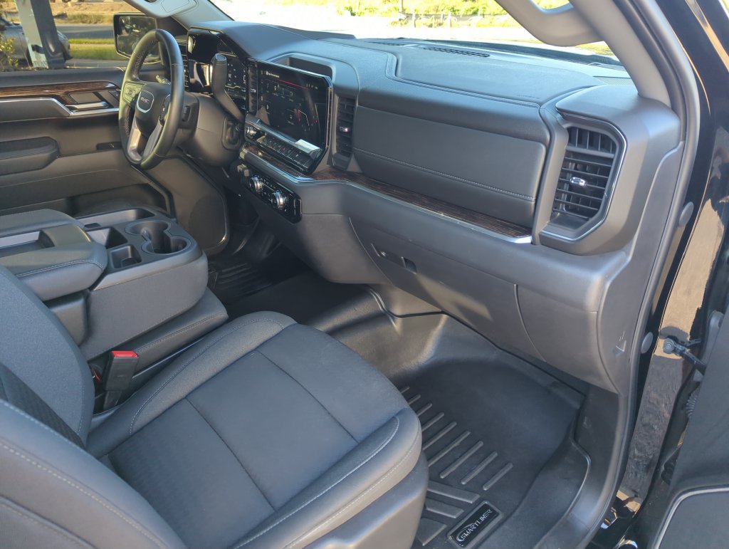 Used 2025 GMC Sierra 1500 Elevation RWD image 33