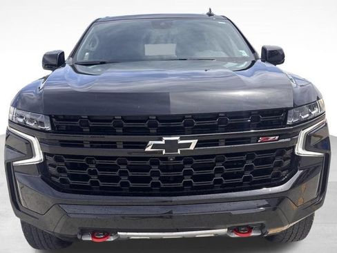 Used 2024 Chevrolet Suburban Z71 w/ Luxury Package AWD/4WD image 6