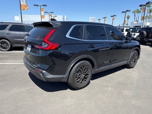 Used 2023 Honda CR-V LX image 13