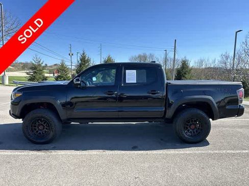 Used 2023 Toyota Tacoma TRD Pro AWD/4WD image 2