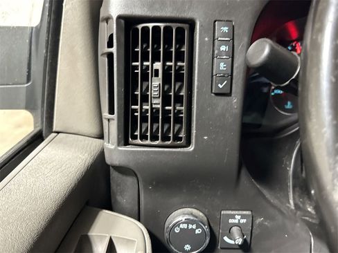 Used 2020 Chevrolet Express 2500 w/ Communications Package image 16