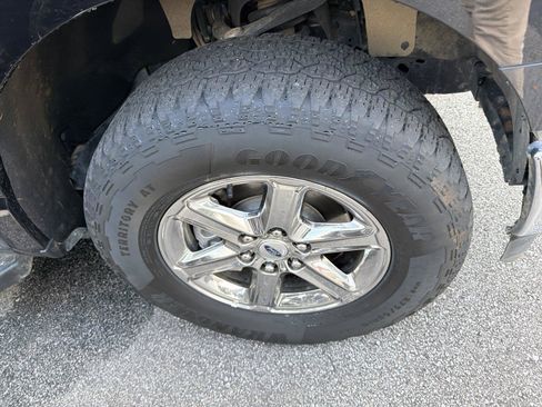 Used 2025 Ford F150 XLT w/ Equipment Group 301A Standard AWD/4WD image 8