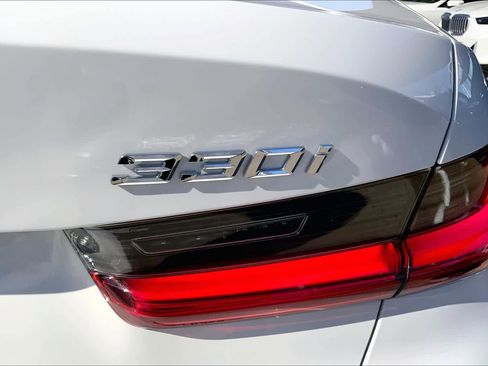Used 2019 BMW 330i xDrive 330i xDrive w/ Convenience Package image 10