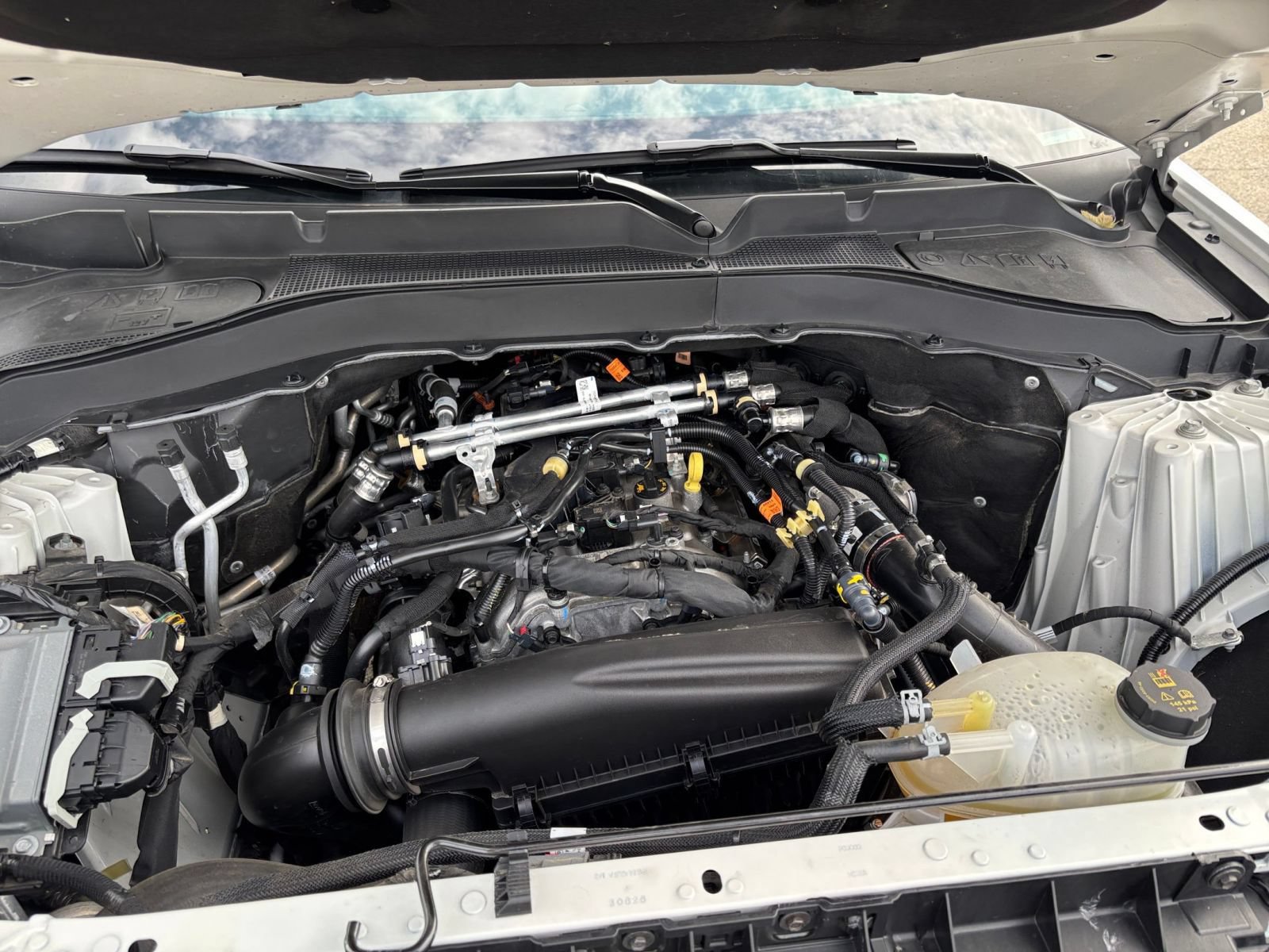Used 2026 Ford Explorer Active RWD image 33