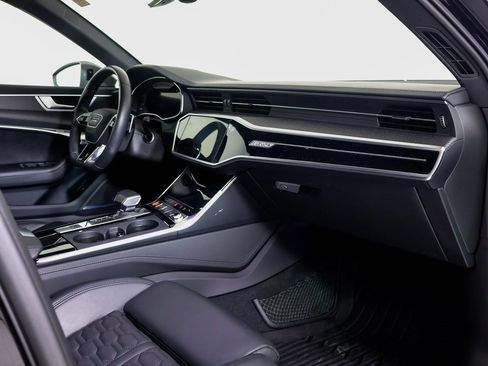 Used 2024 Audi RS 6 performance w/ Executive Package image 7