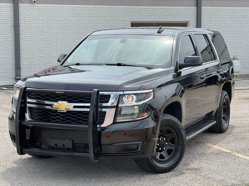 Used 2015 Chevrolet Tahoe 4WD image 2