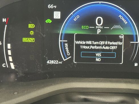 Used 2025 Toyota Camry SE FWD image 29