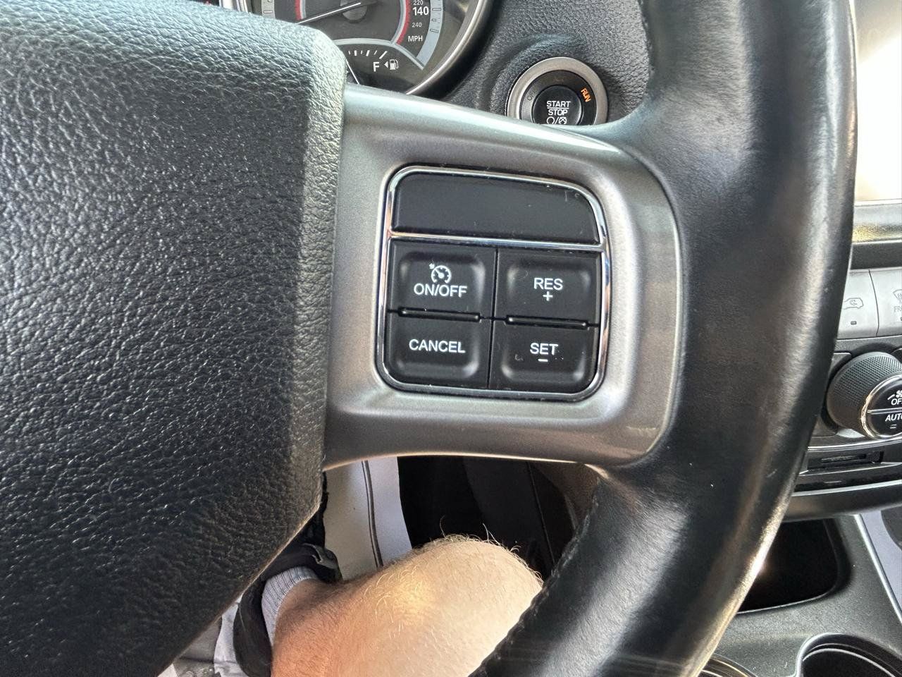 Used 2015 Dodge Journey Crossroad w/ Driver Convenience Group FWD image 23